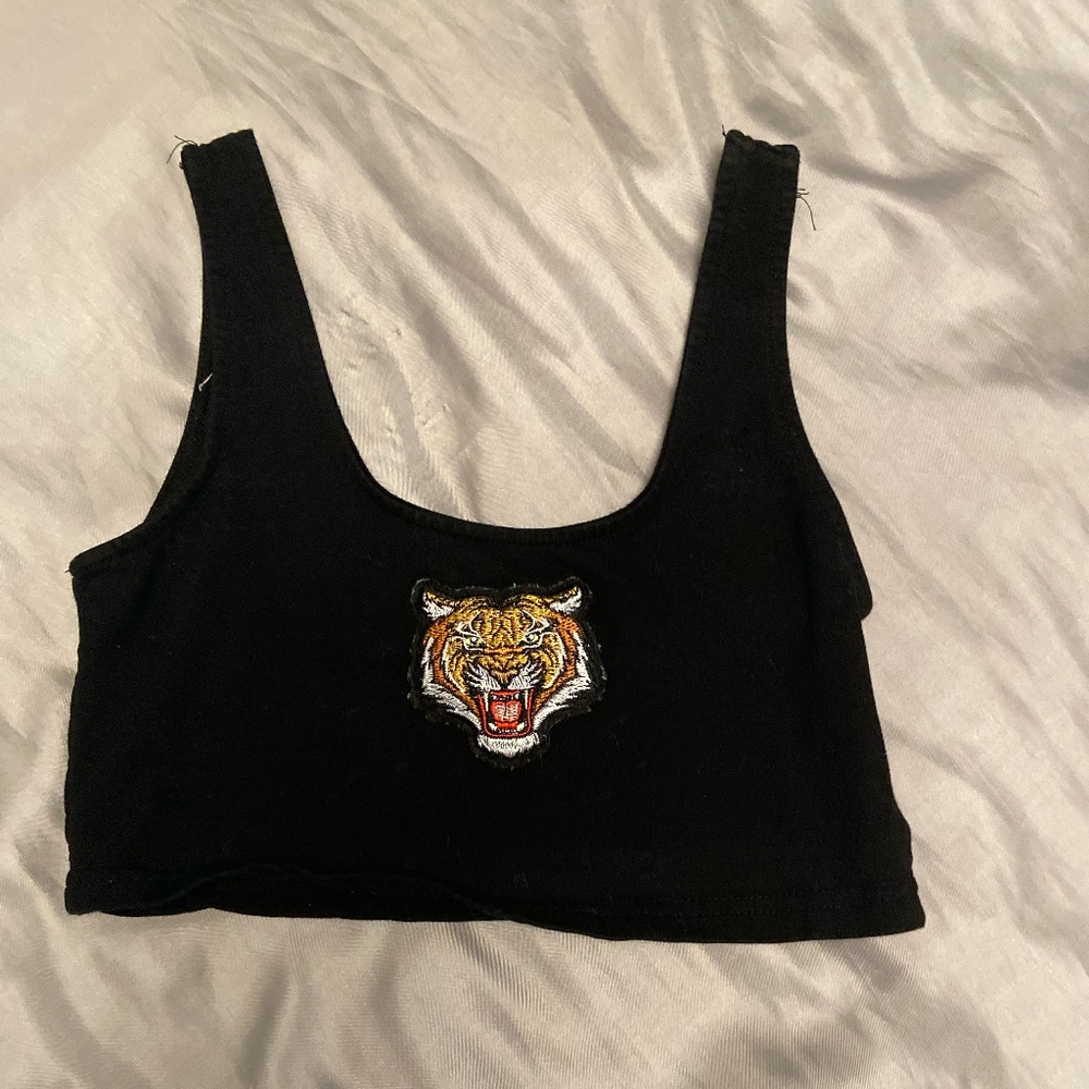 Adika - Womens Top